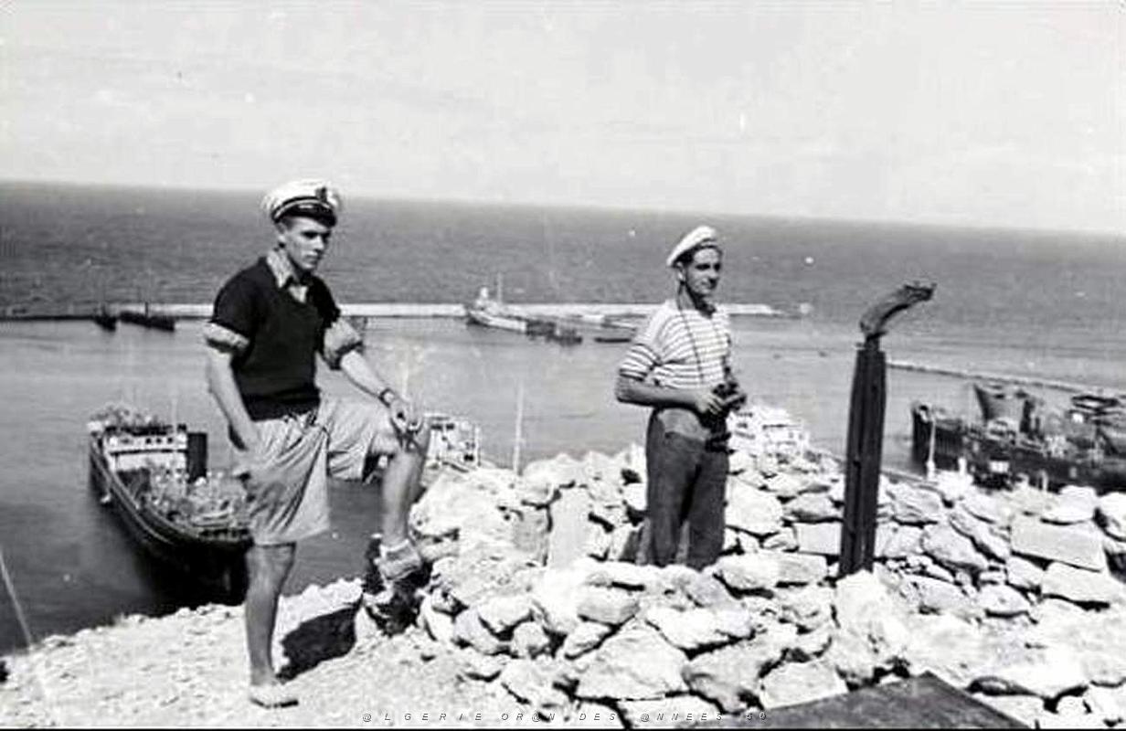 CD eh- 46- MEK- Cuirasse Provence 1937.jpg